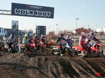 HOLESHOT _M1_0020.jpg